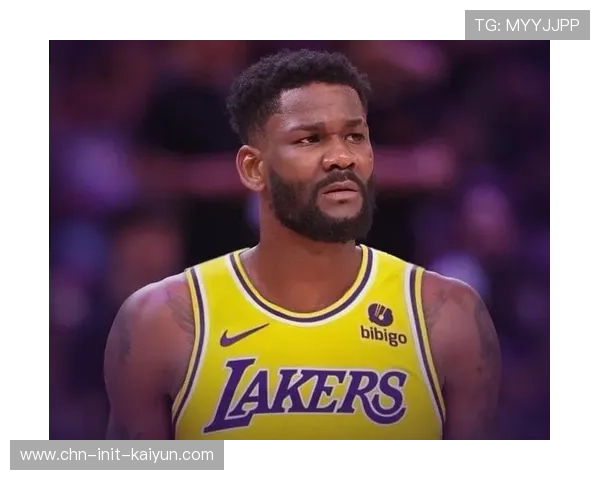 湖人篮板保护联盟中游，艾顿加盟提升内线硬度